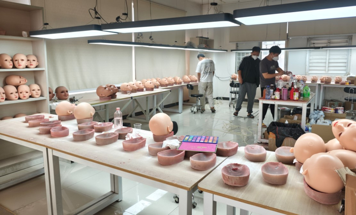 领航智能体验新纪元 东莞市千尤AI娃娃工厂以出货量领跑，跻身国内前十厂商